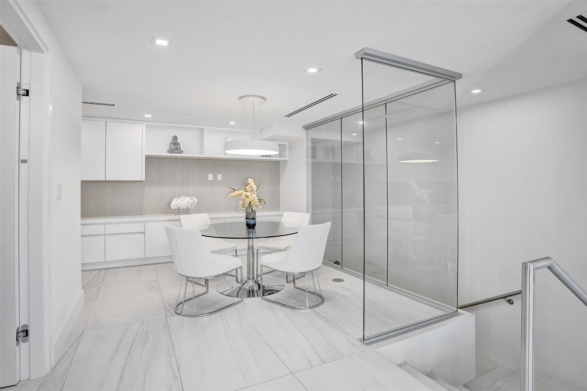 701 N Fort Lauderdale Bch #PH1801 Fort Lauderdale, FL 33304