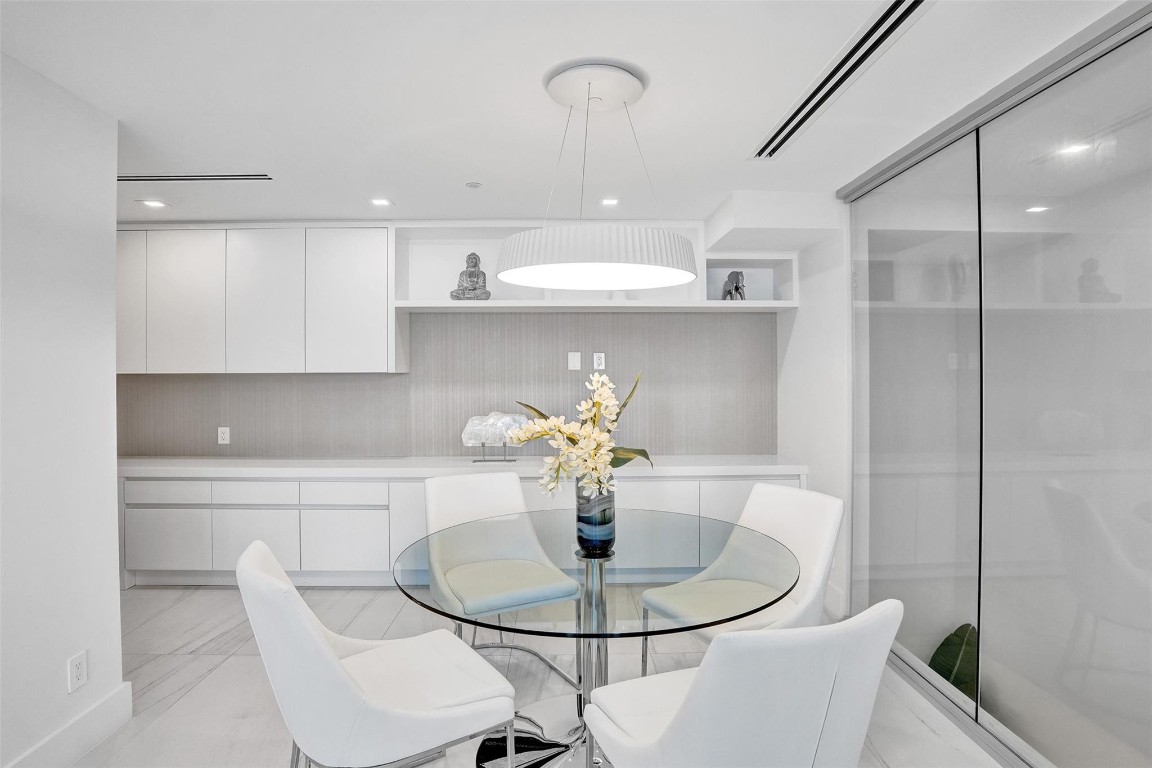 701 N Fort Lauderdale Bch #PH1801 Fort Lauderdale, FL 33304