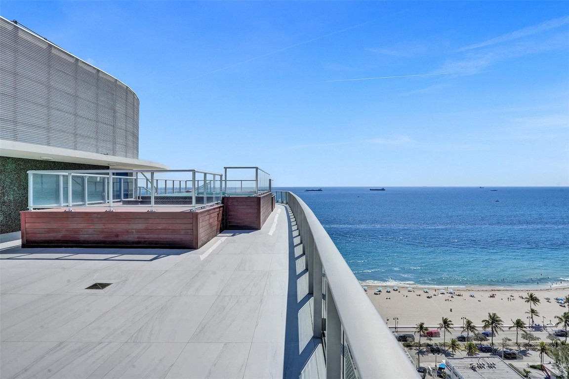 701 N Fort Lauderdale Bch #PH1801 Fort Lauderdale, FL 33304