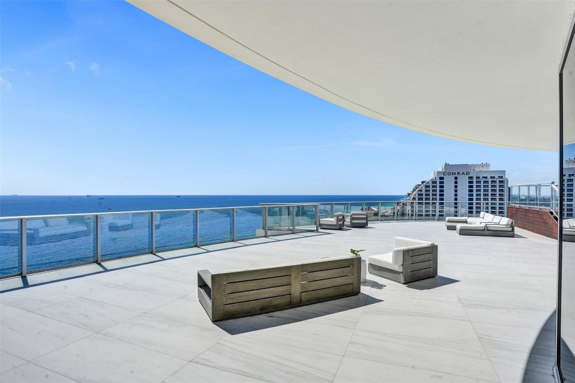 701 N Fort Lauderdale Bch #PH1801 Fort Lauderdale, FL 33304