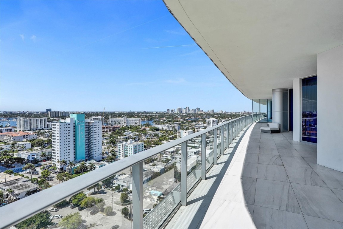 701 N Fort Lauderdale Bch #PH1801 Fort Lauderdale, FL 33304
