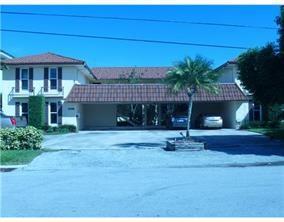 2744 NE 30th Ave #4