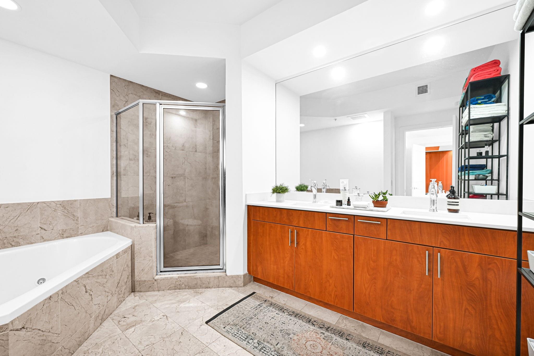 315 NE 3rd Ave #1008 Fort Lauderdale, FL 33301