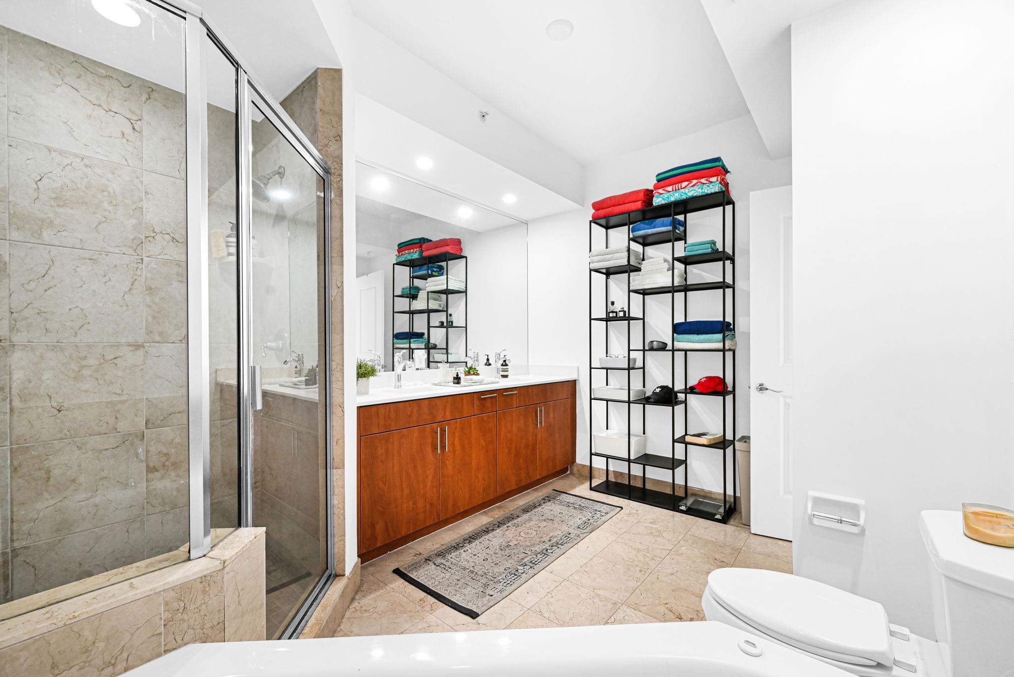 315 NE 3rd Ave #1008 Fort Lauderdale, FL 33301