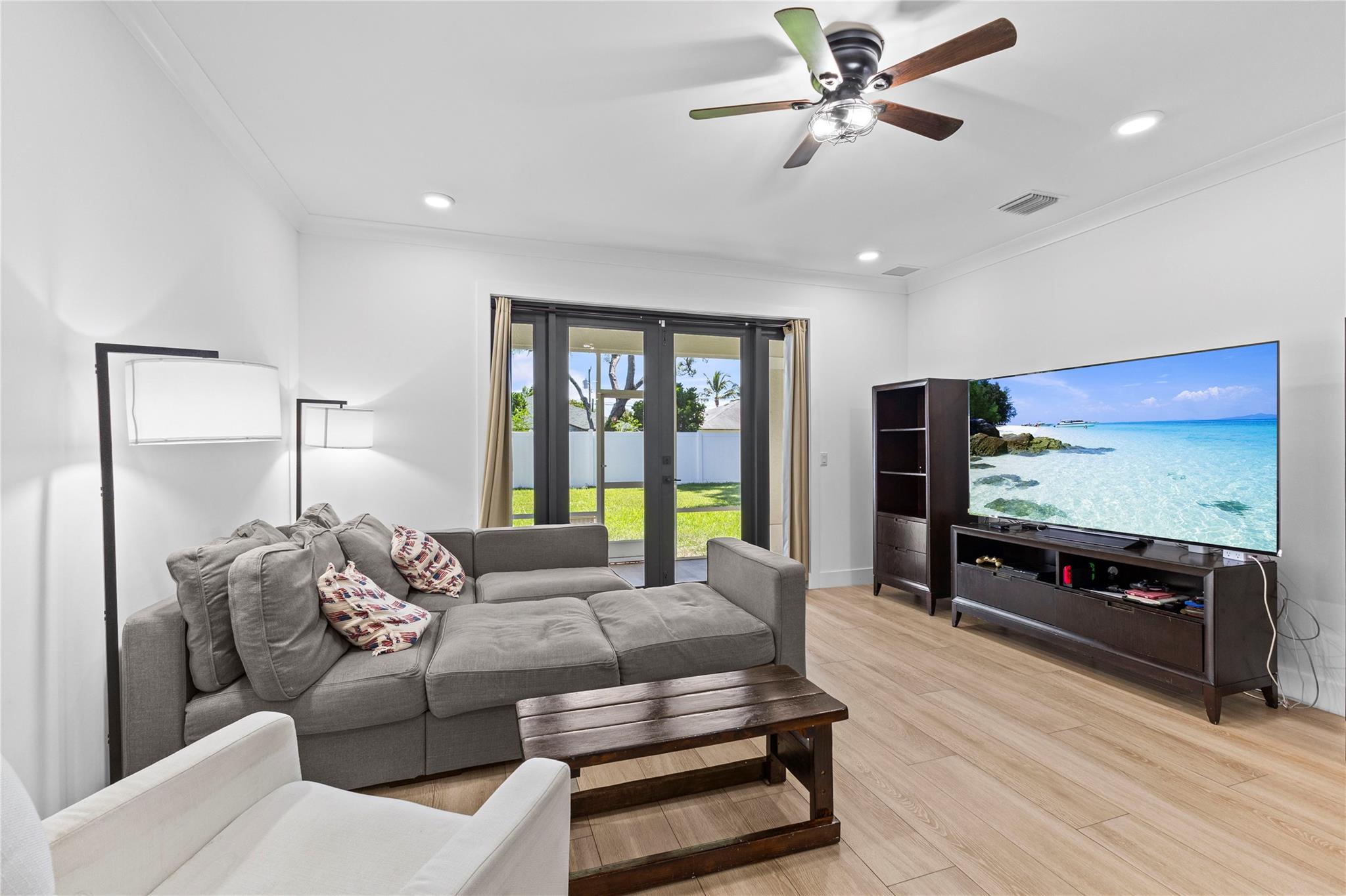 6810 Church St Jupiter, FL 33458