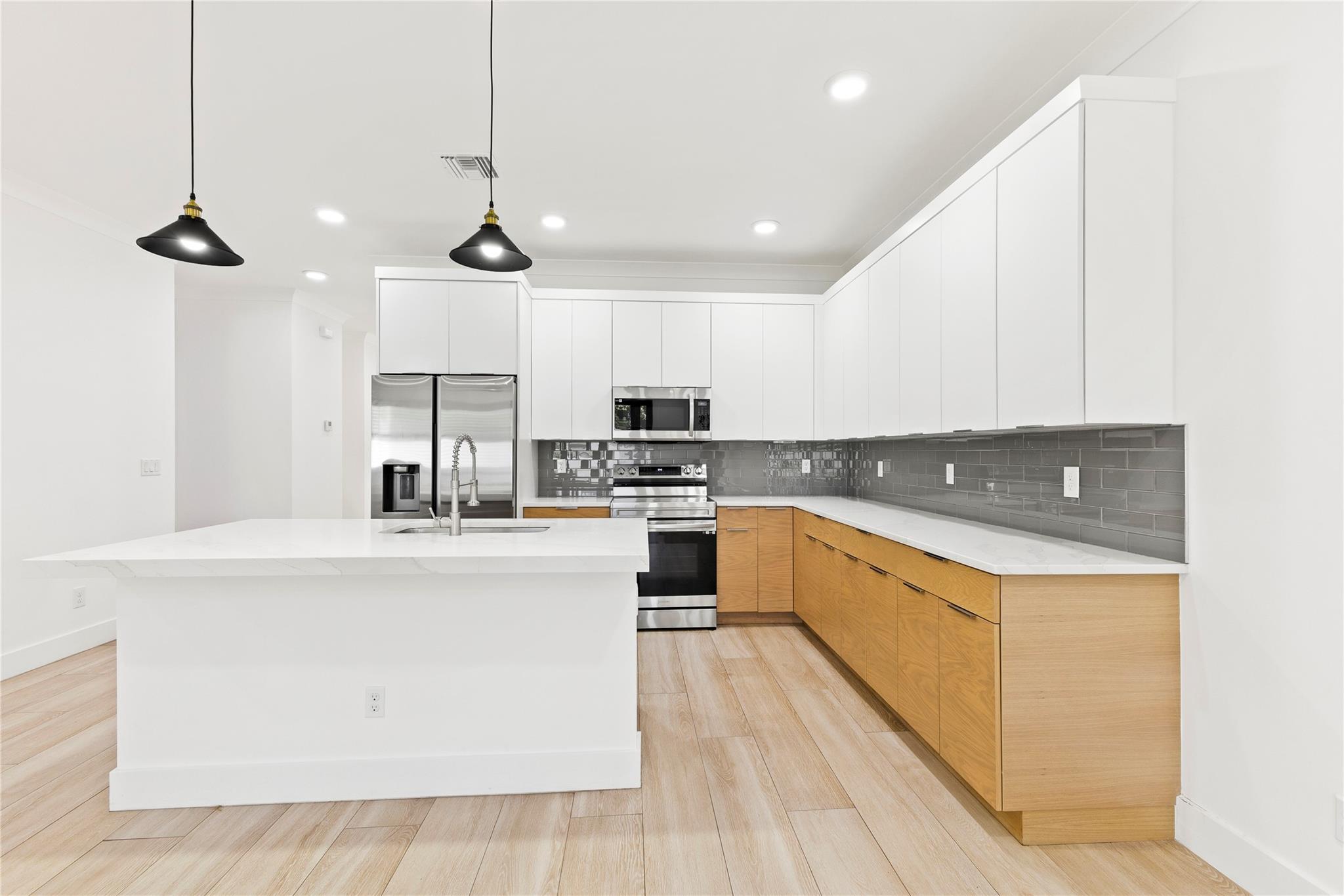 6810 Church St Jupiter, FL 33458