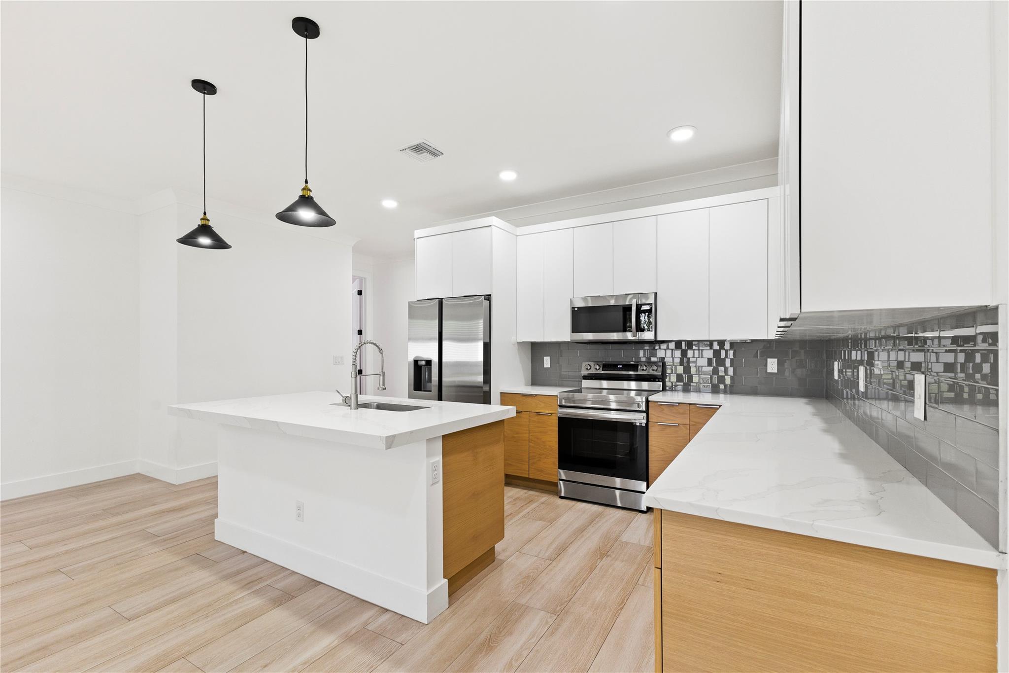 6810 Church St Jupiter, FL 33458