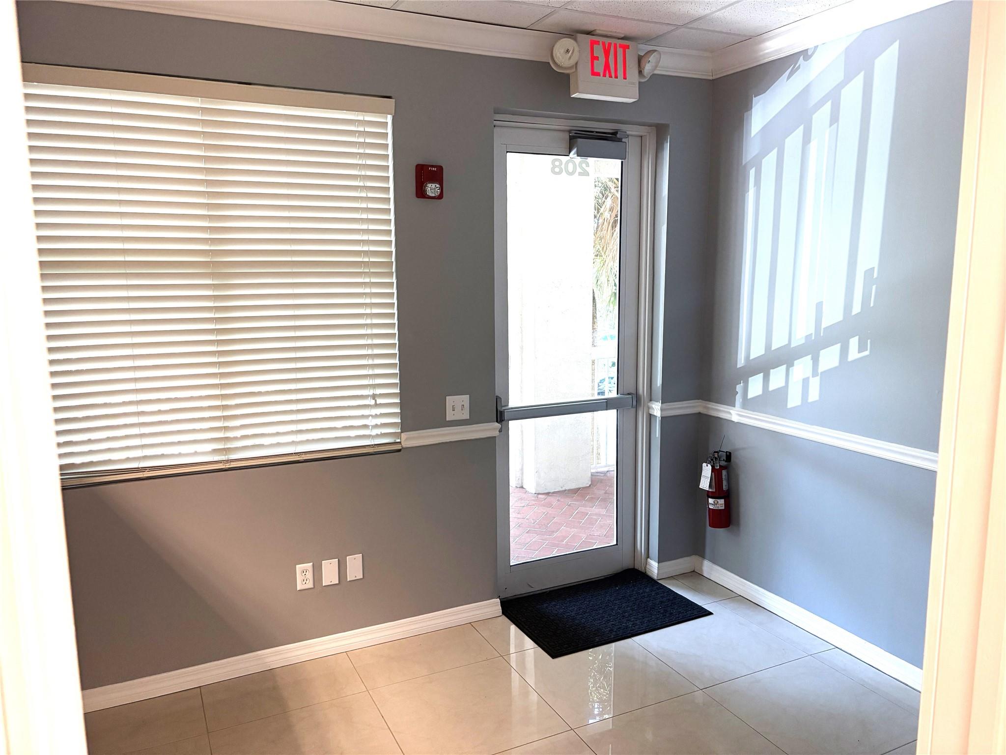 111 N Pine Is Rd #208B