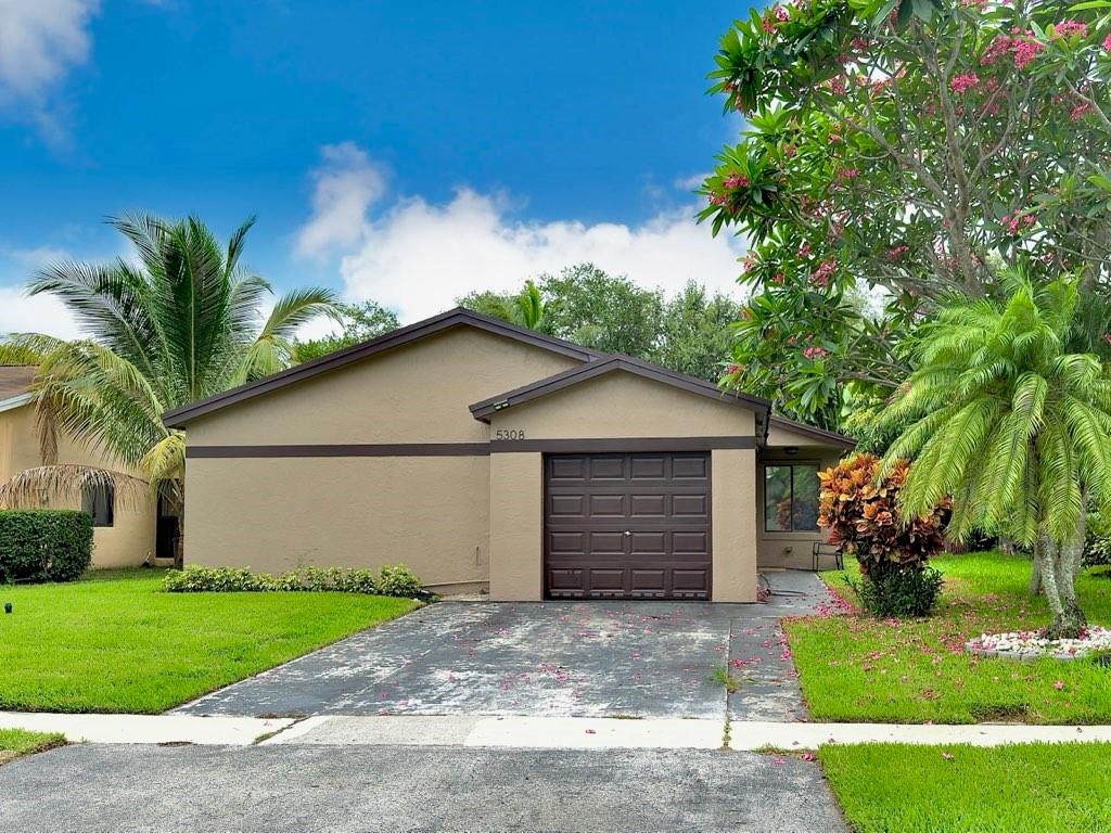 5308 NW 92th