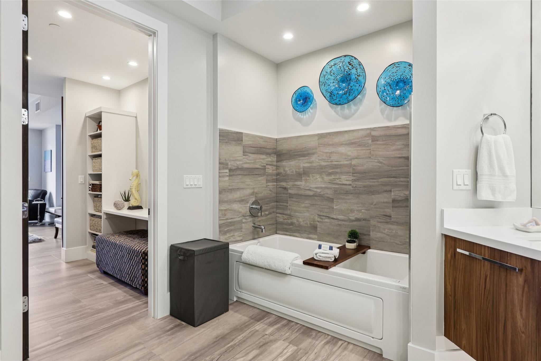 161 Isle Of Venice Dr #303 Fort Lauderdale, FL 33301