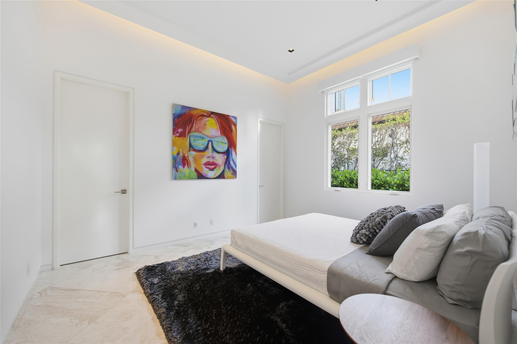 2530 Lucille Dr Fort Lauderdale, FL 33316