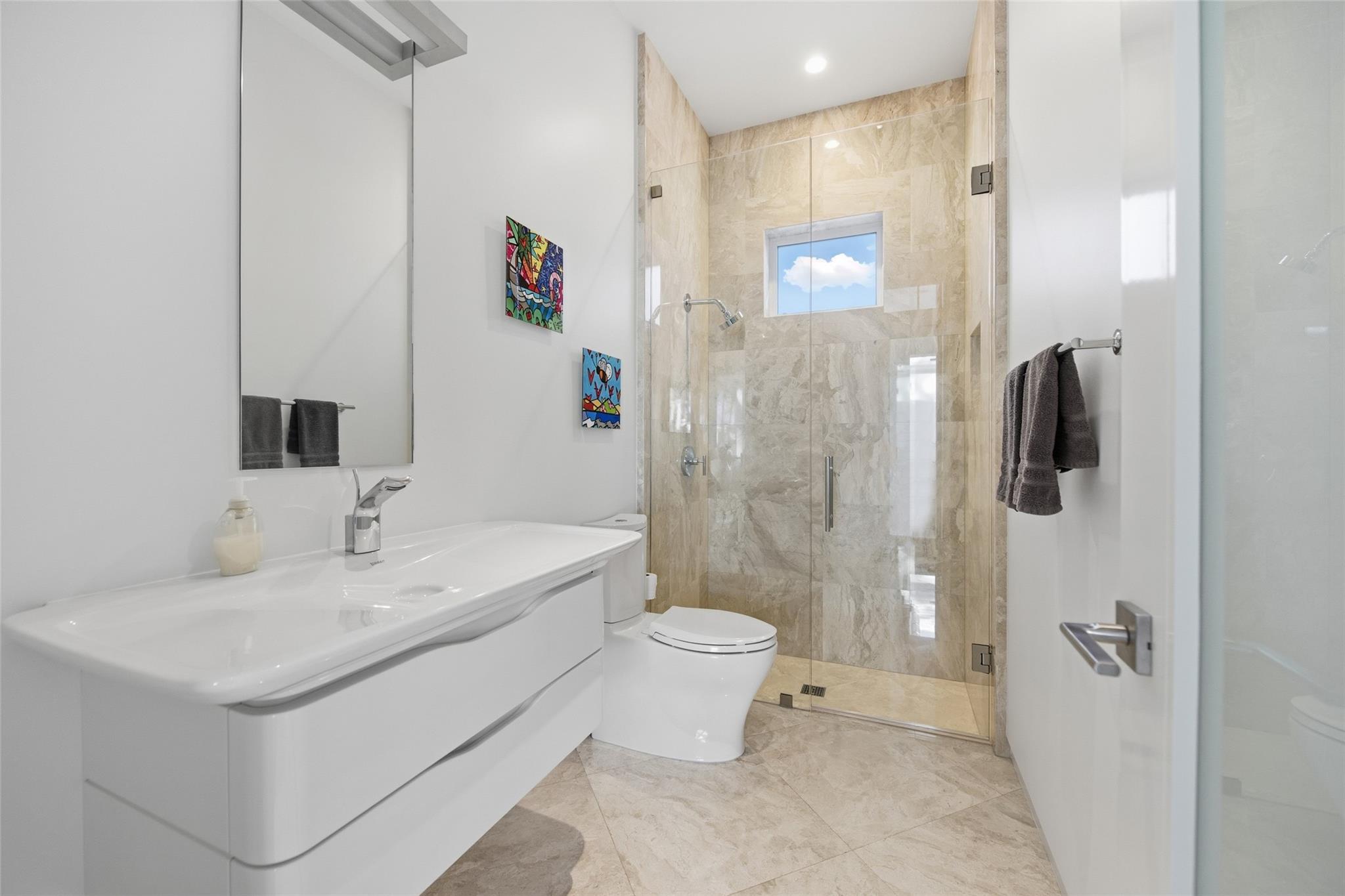 2530 Lucille Dr Fort Lauderdale, FL 33316