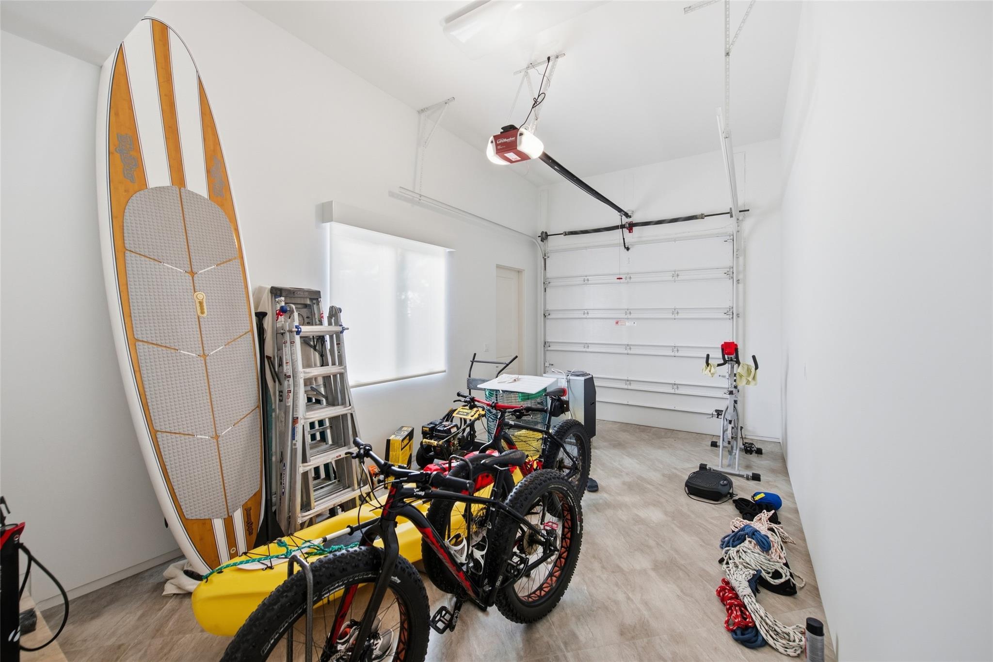 2530 Lucille Dr Fort Lauderdale, FL 33316