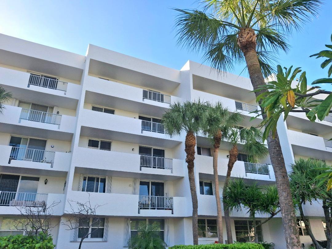 1421 S Ocean Blvd #318