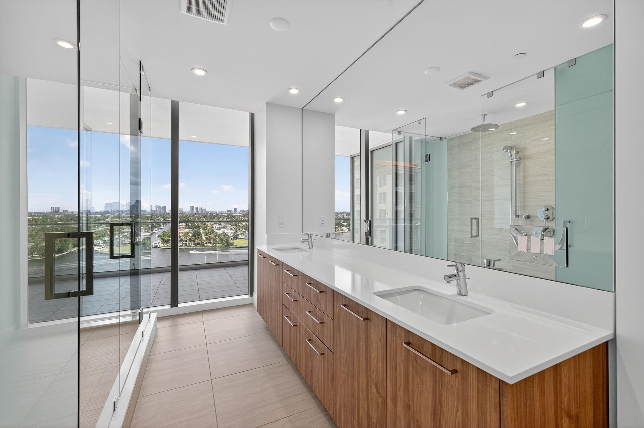 153 N Seabreeze Blvd #1004-S Fort Lauderdale, FL 33304