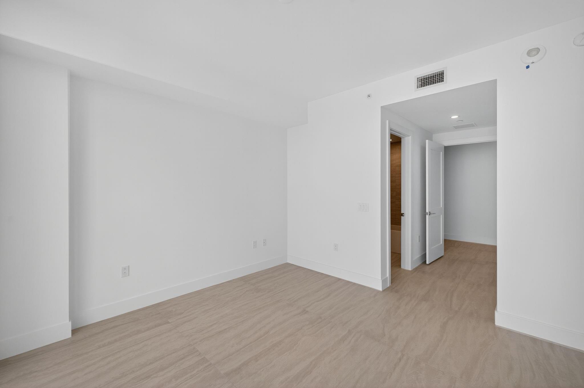 153 N Seabreeze Blvd #1004-S Fort Lauderdale, FL 33304