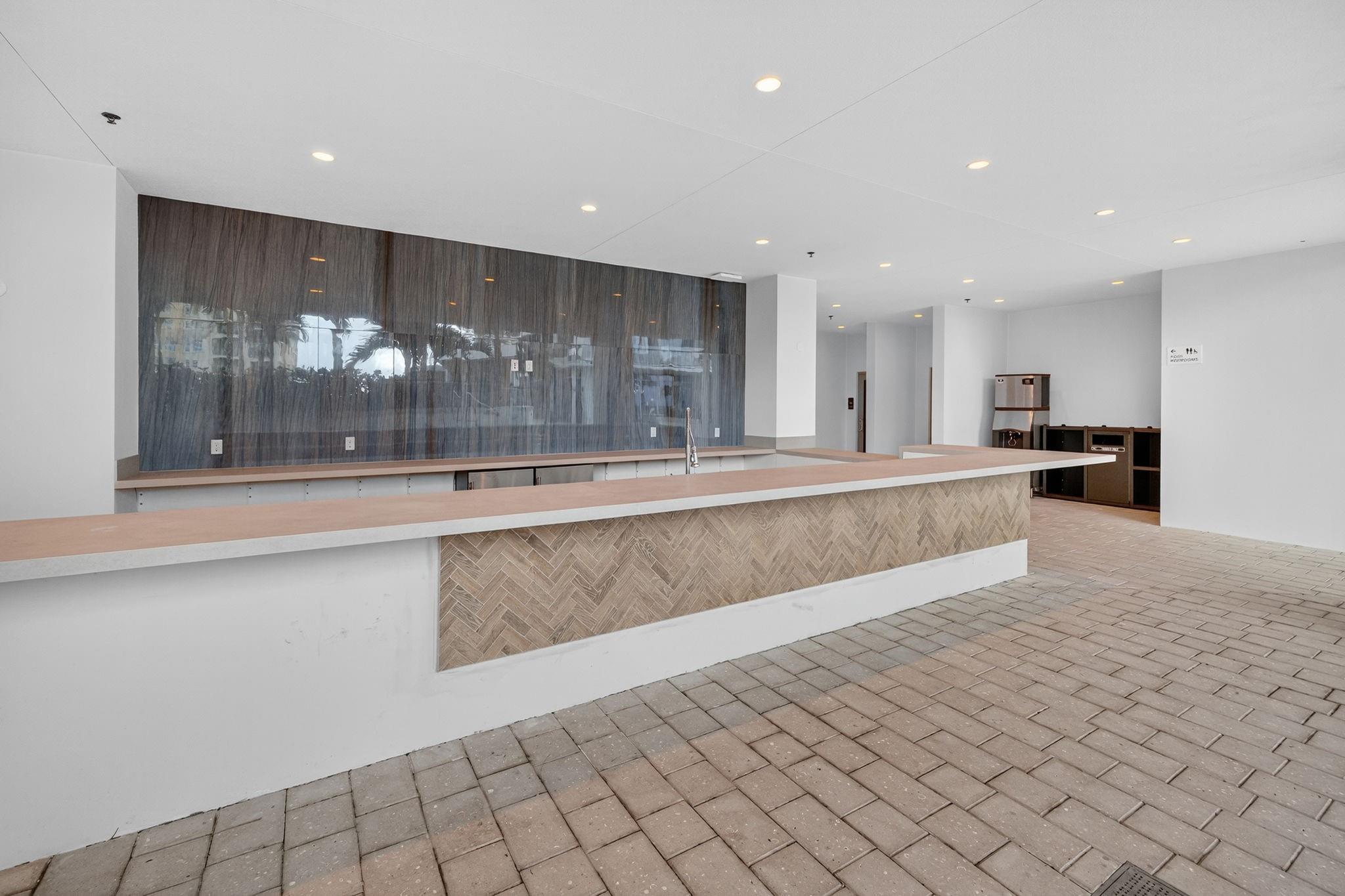 153 N Seabreeze Blvd #1004-S Fort Lauderdale, FL 33304