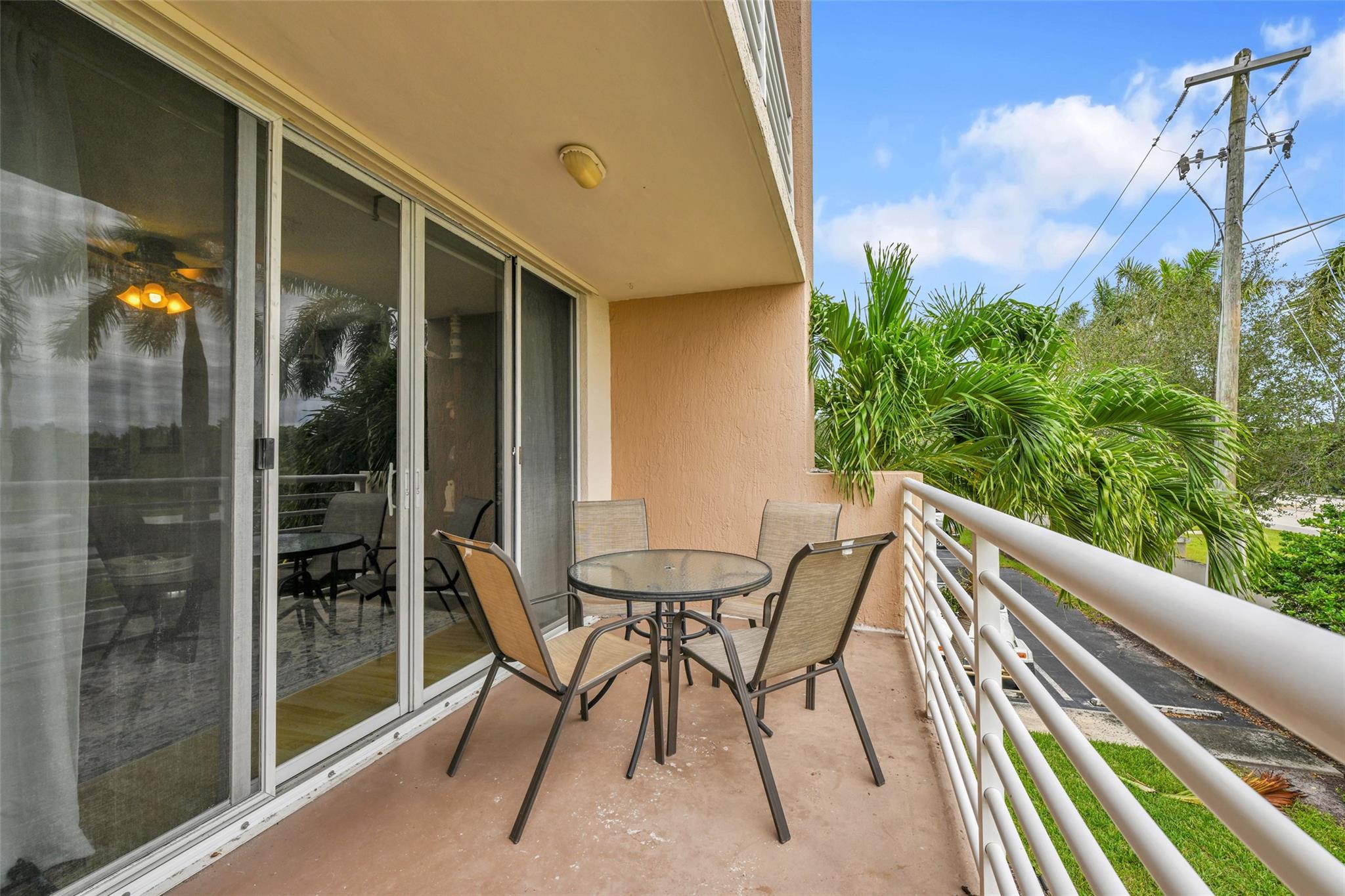 2711 Ocean Clb Blvd #204 Hollywood, FL 33019