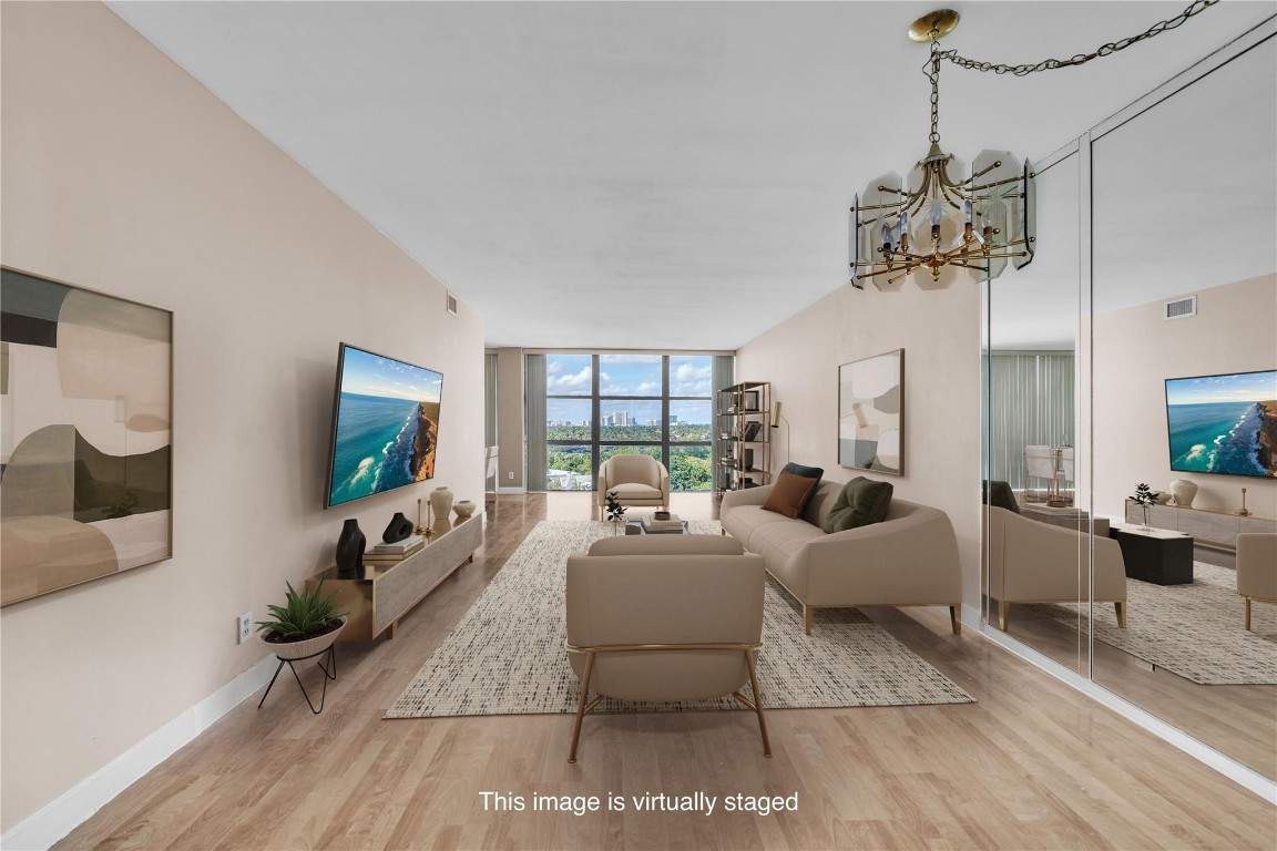 1000 Parkview #925(Available now)