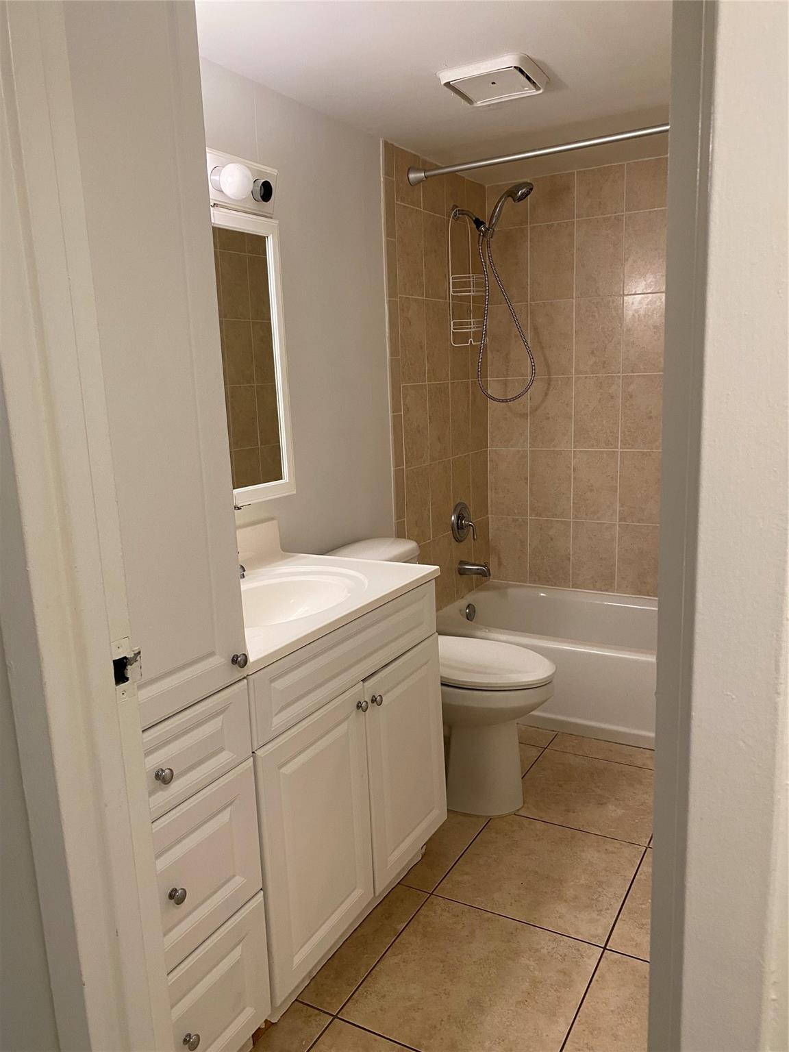 3545 S Ocean Blvd #107 Palm Beach, FL 33480