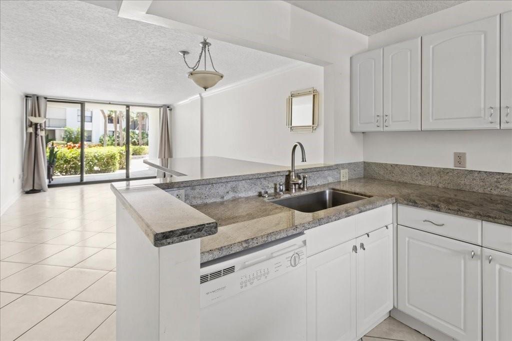 3545 S Ocean Blvd #107 Palm Beach, FL 33480