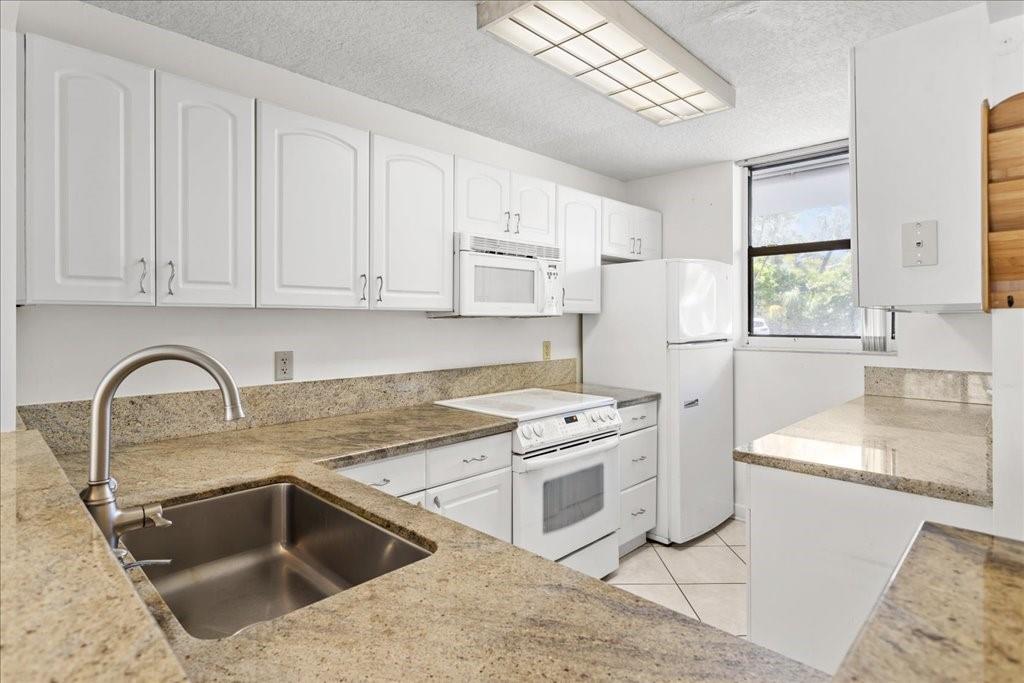 3545 S Ocean Blvd #107 Palm Beach, FL 33480