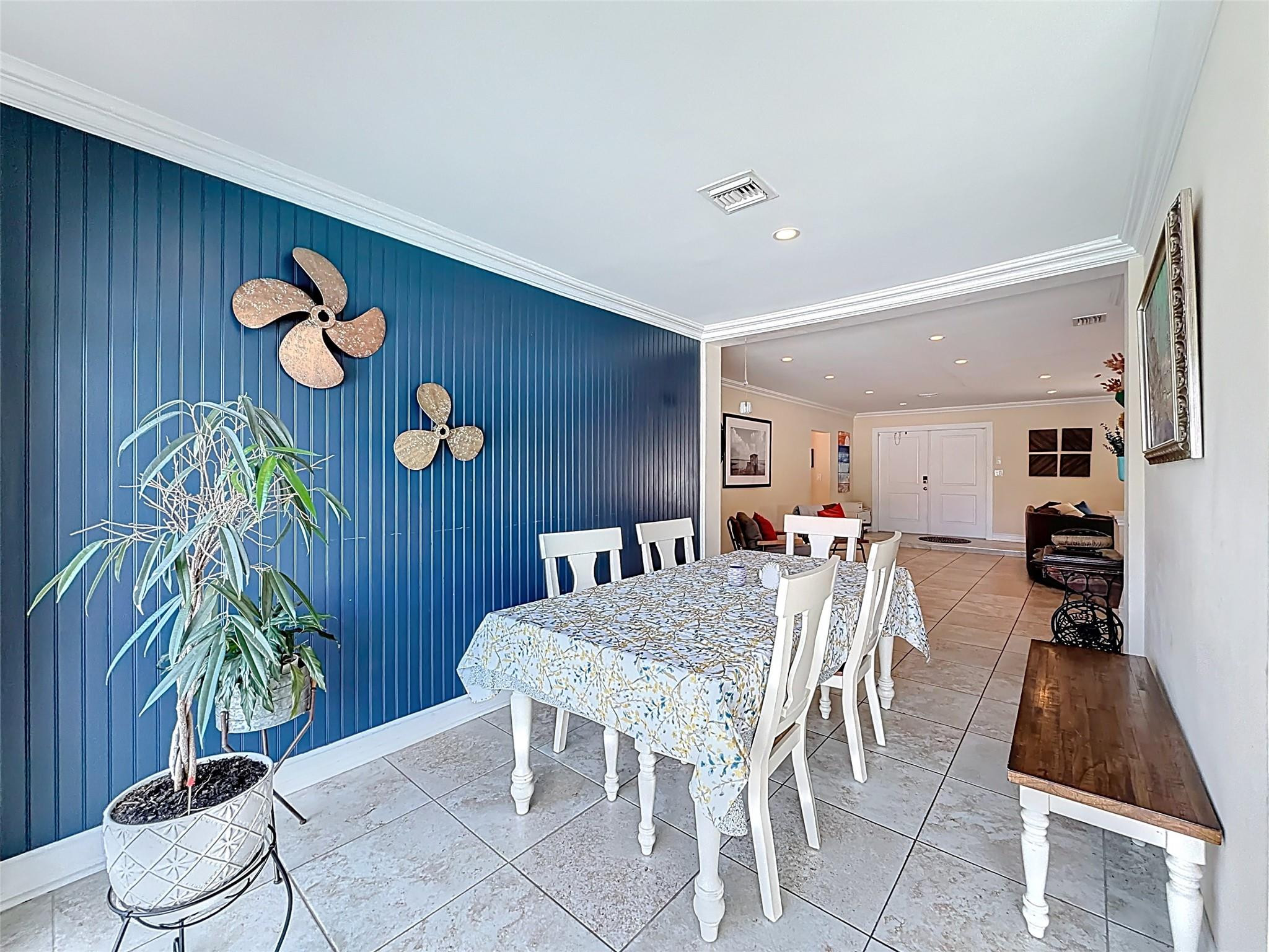 370 SE 12th Pompano Beach, FL 33060