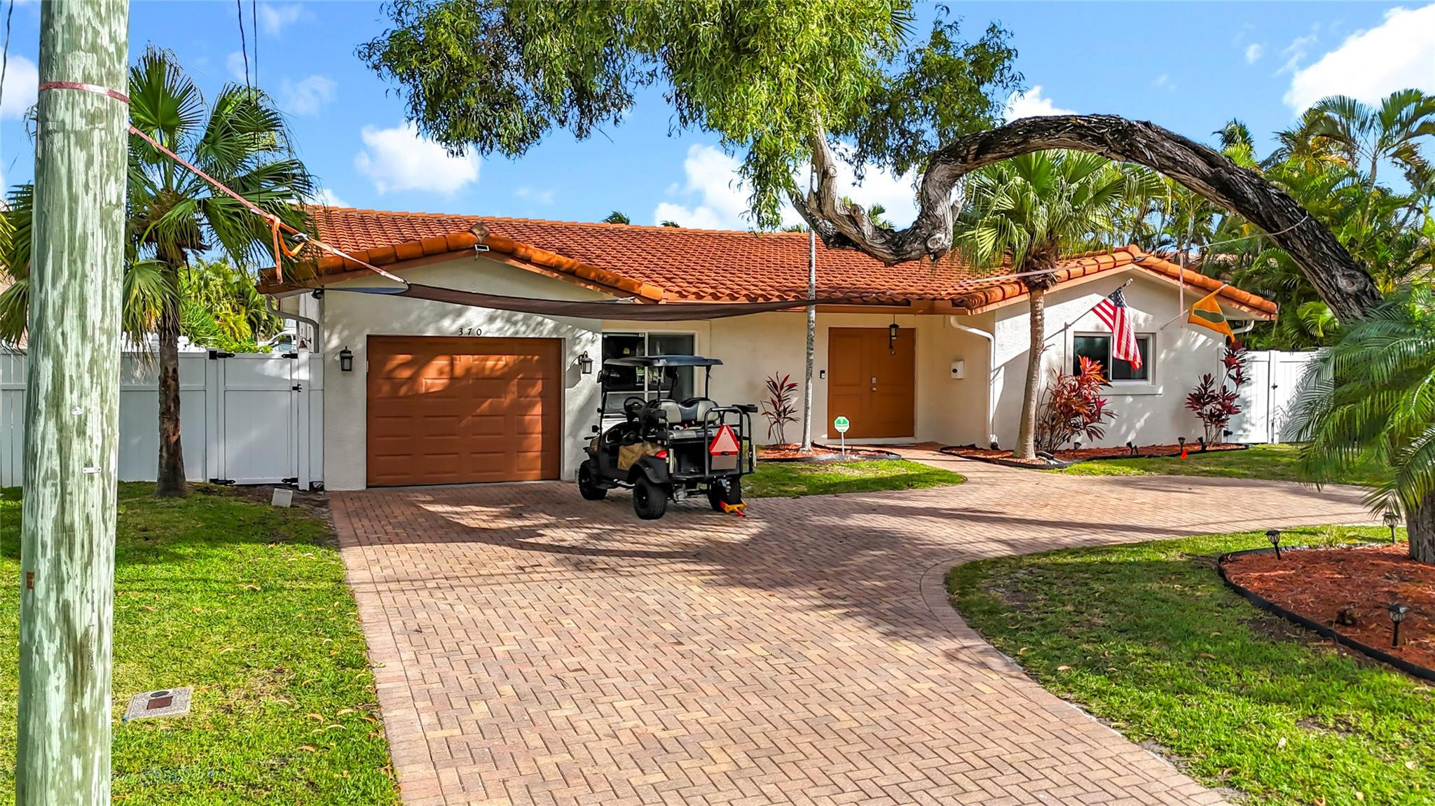 370 SE 12th Pompano Beach, FL 33060