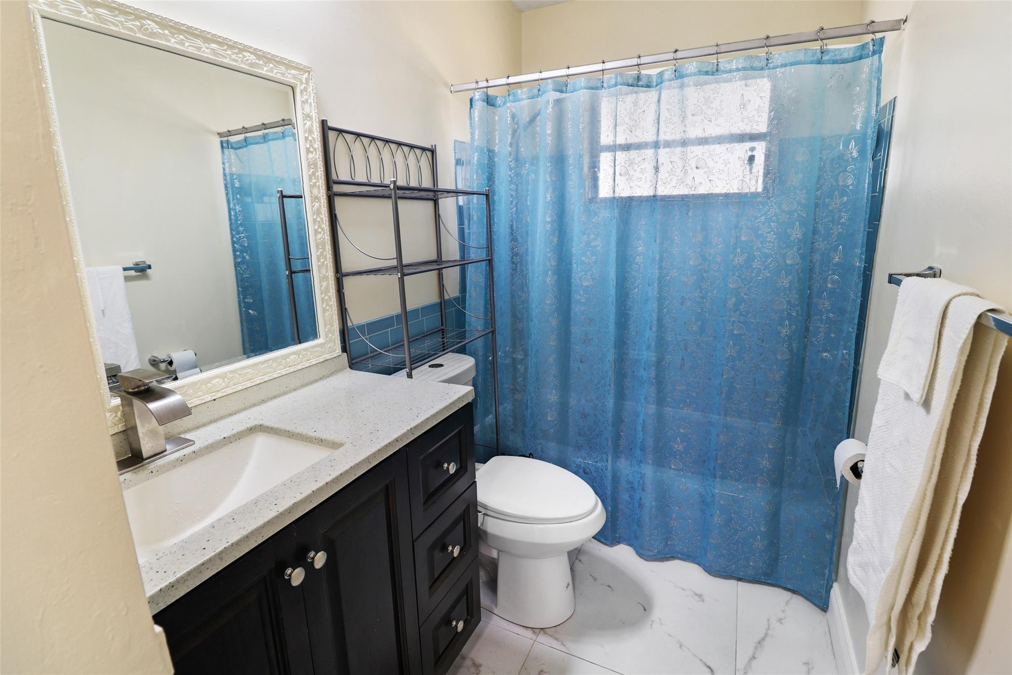 6715 NW 12th Margate, FL 33063