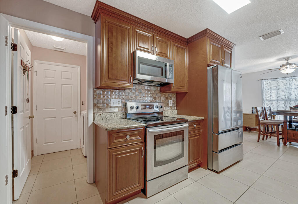 Undisclosed Address Boynton Beach, FL 33437