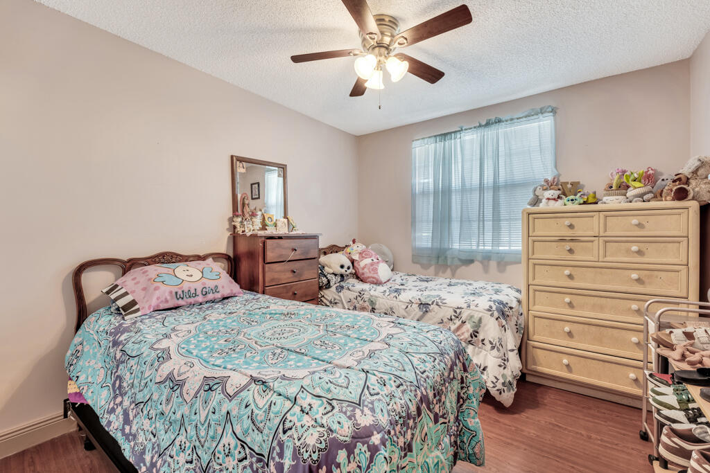 Undisclosed Address Boynton Beach, FL 33437