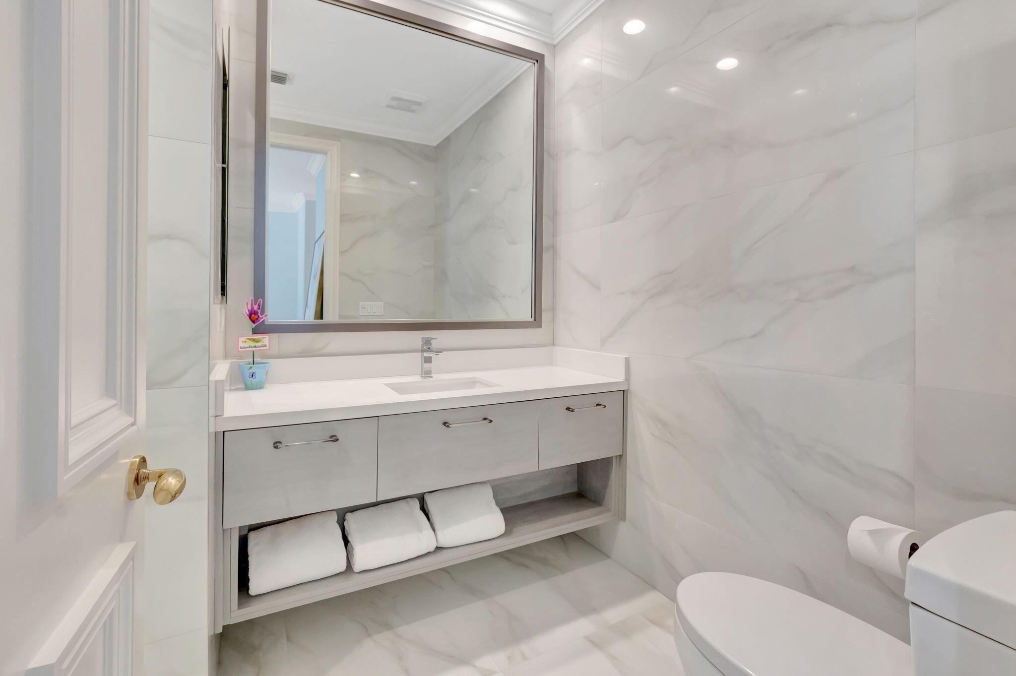 7090 Ayrshire Ln Boca Raton, FL 33496