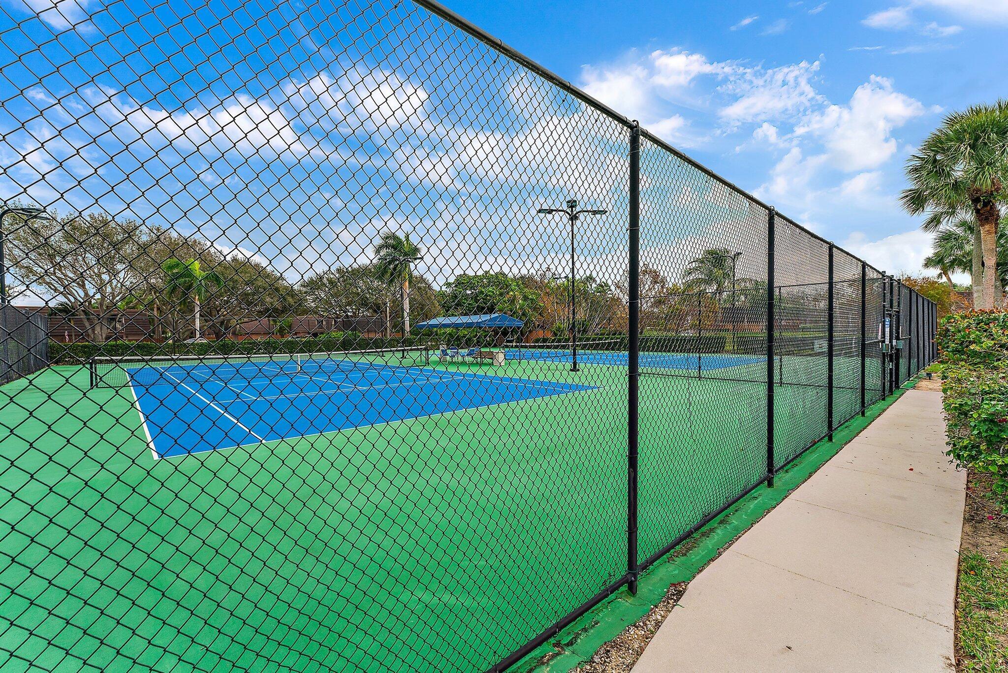 1714 17th Ct Jupiter, FL 33477