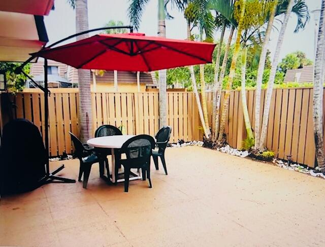 1714 17th Ct Jupiter, FL 33477