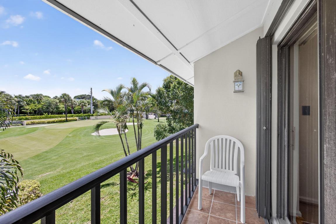 704 Clubhouse Jupiter, FL 33477