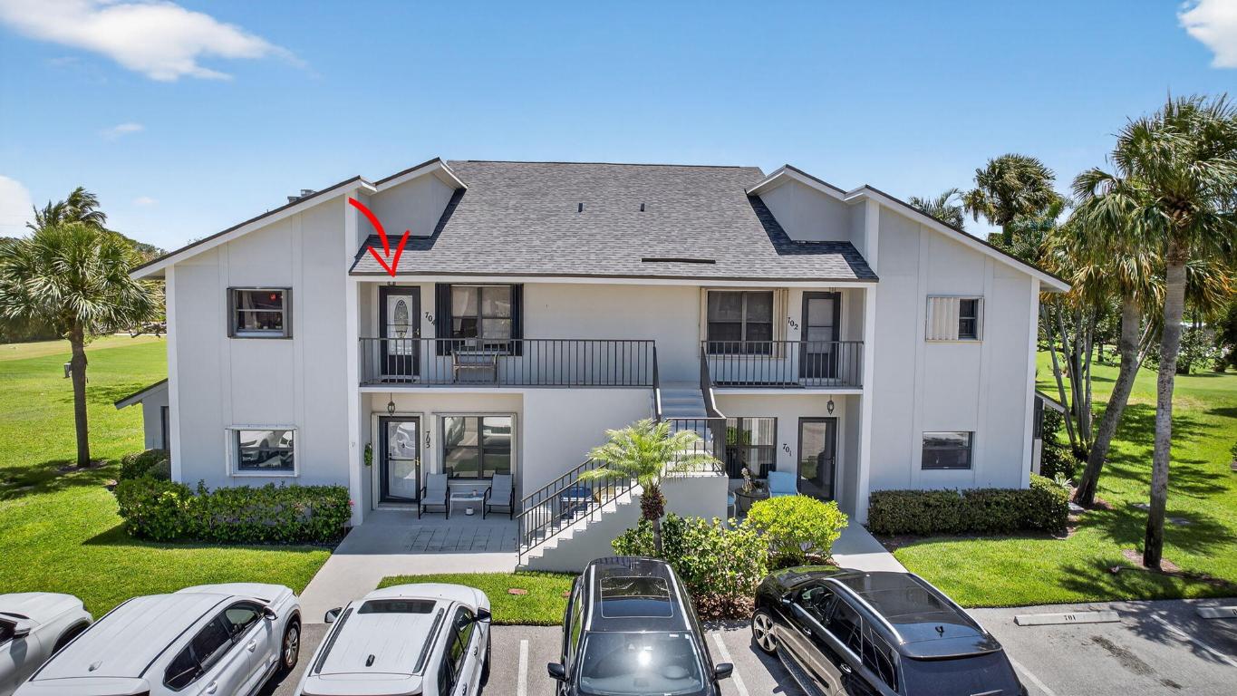 704 Clubhouse Jupiter, FL 33477