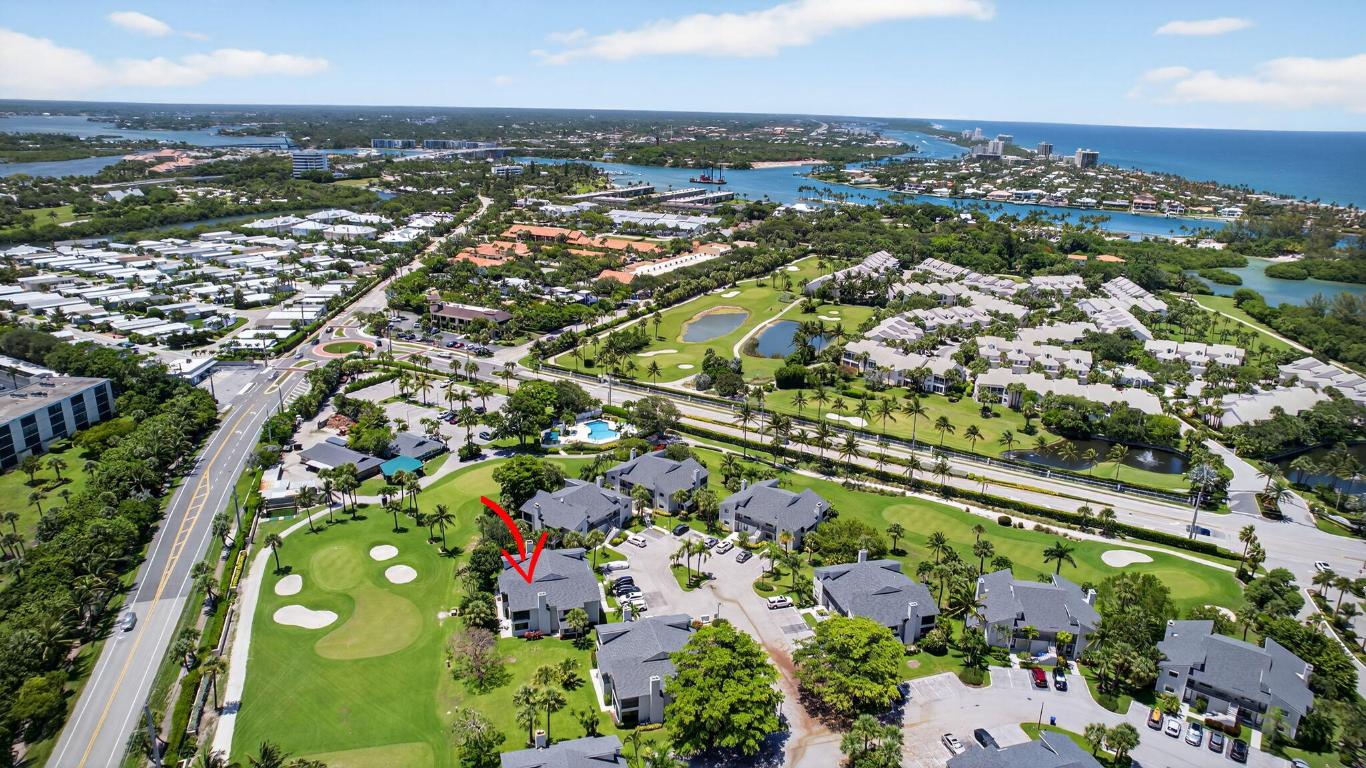 704 Clubhouse Jupiter, FL 33477