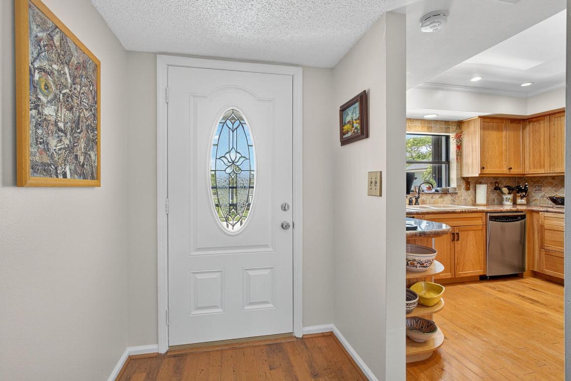 704 Clubhouse Jupiter, FL 33477