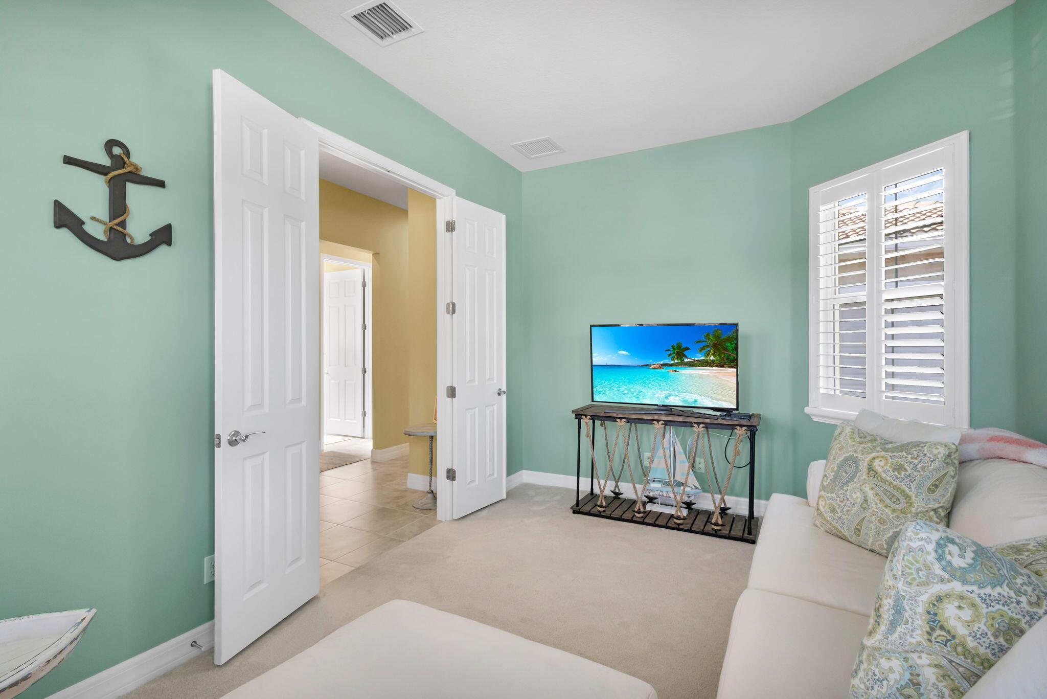 1122 S Prescott Dr Jupiter, FL 33458