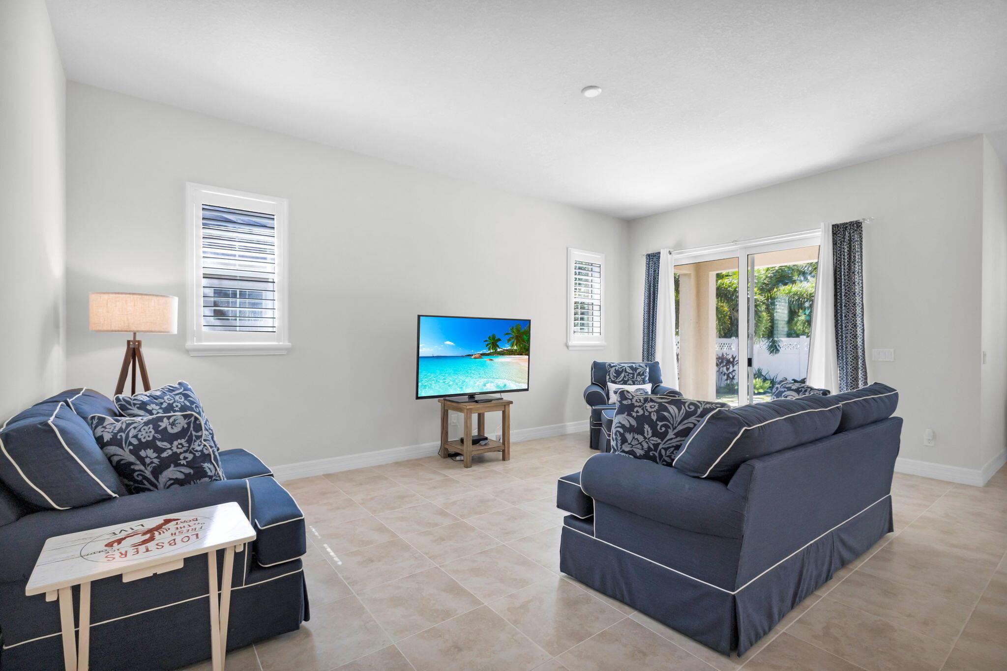 1122 S Prescott Dr Jupiter, FL 33458