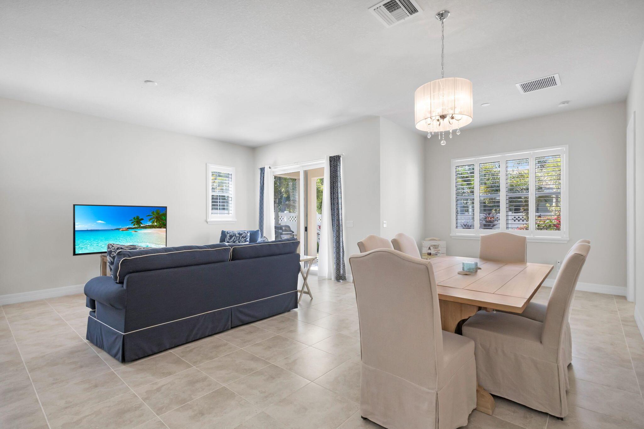 1122 S Prescott Dr Jupiter, FL 33458