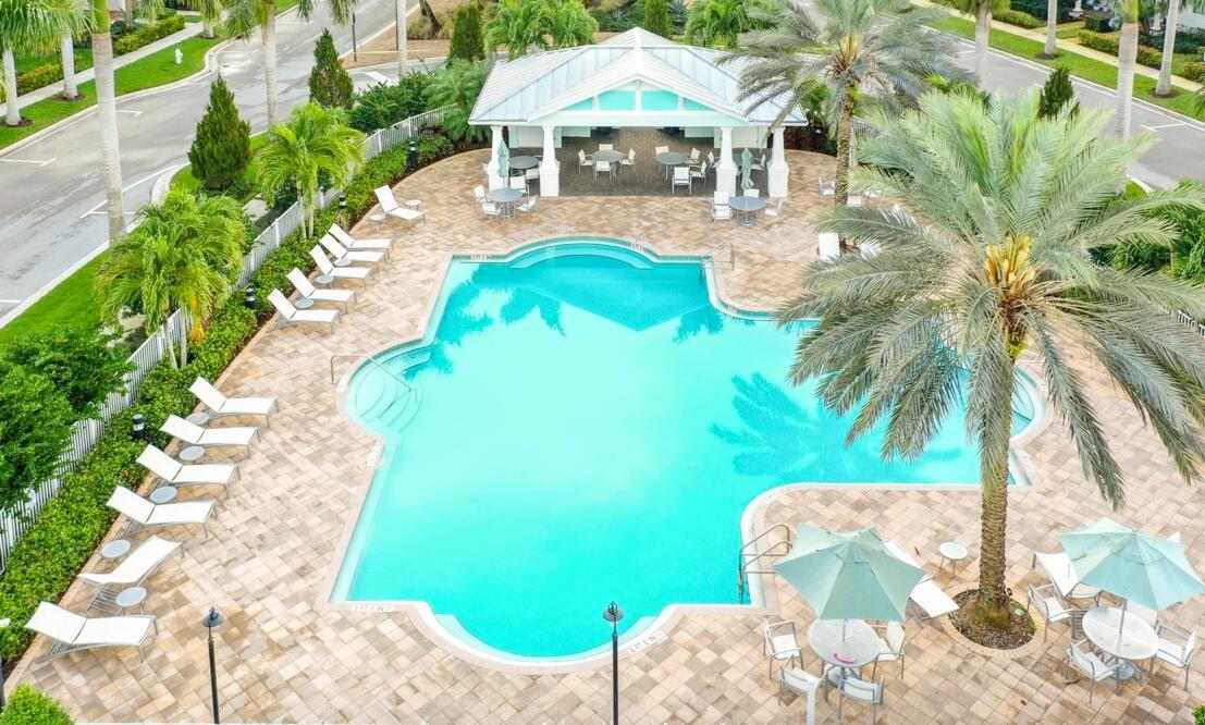 1122 S Prescott Dr Jupiter, FL 33458