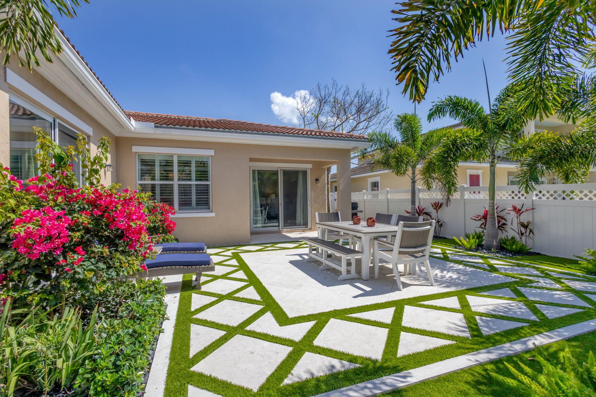 1122 S Prescott Dr Jupiter, FL 33458