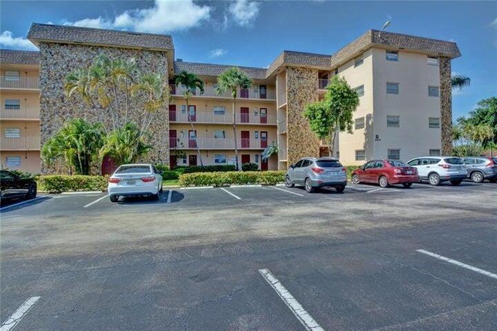 8101 SW 24th Ct #105