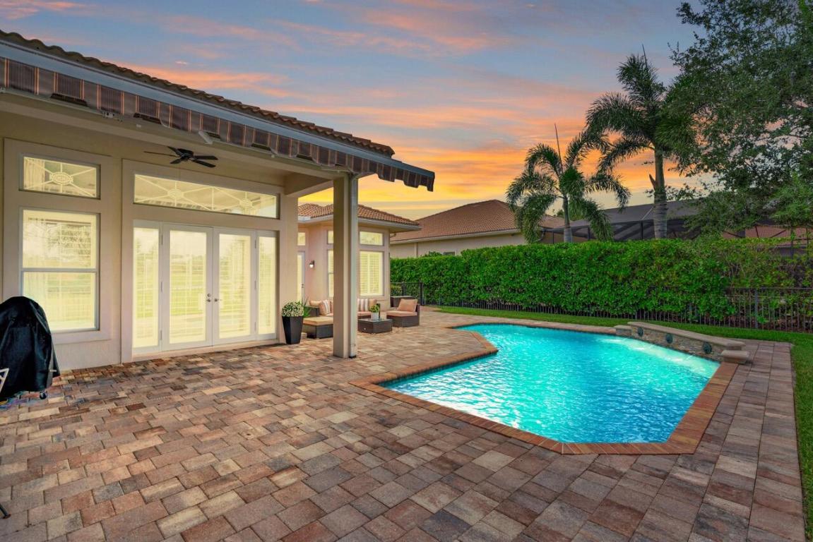 210 Sonata Dr Jupiter, FL 33478