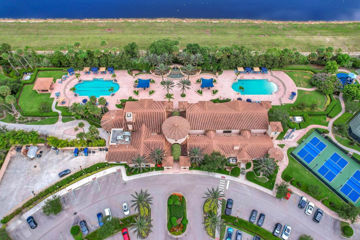 210 Sonata Dr Jupiter, FL 33478