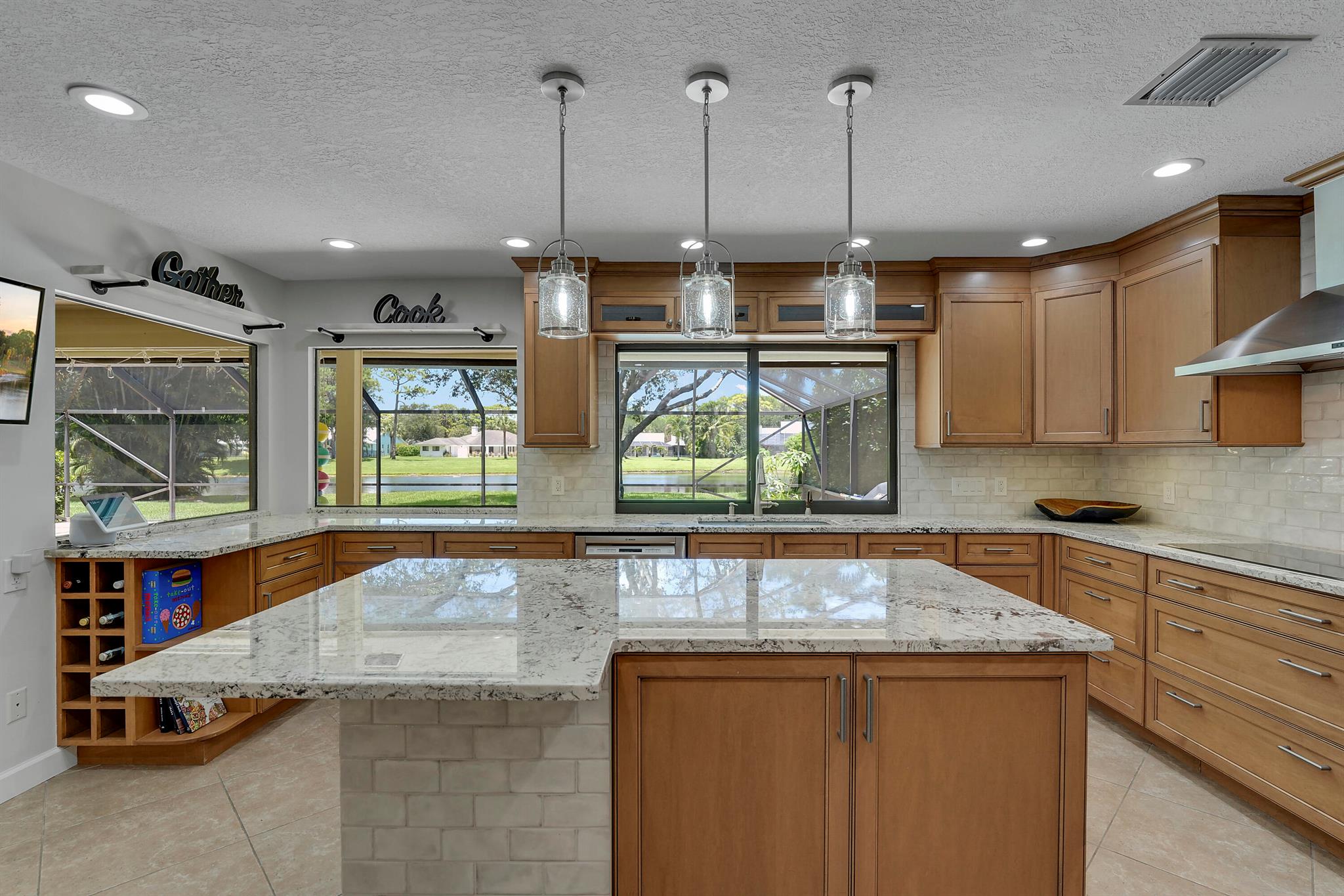 19583 Trails End Ter Jupiter, FL 33458