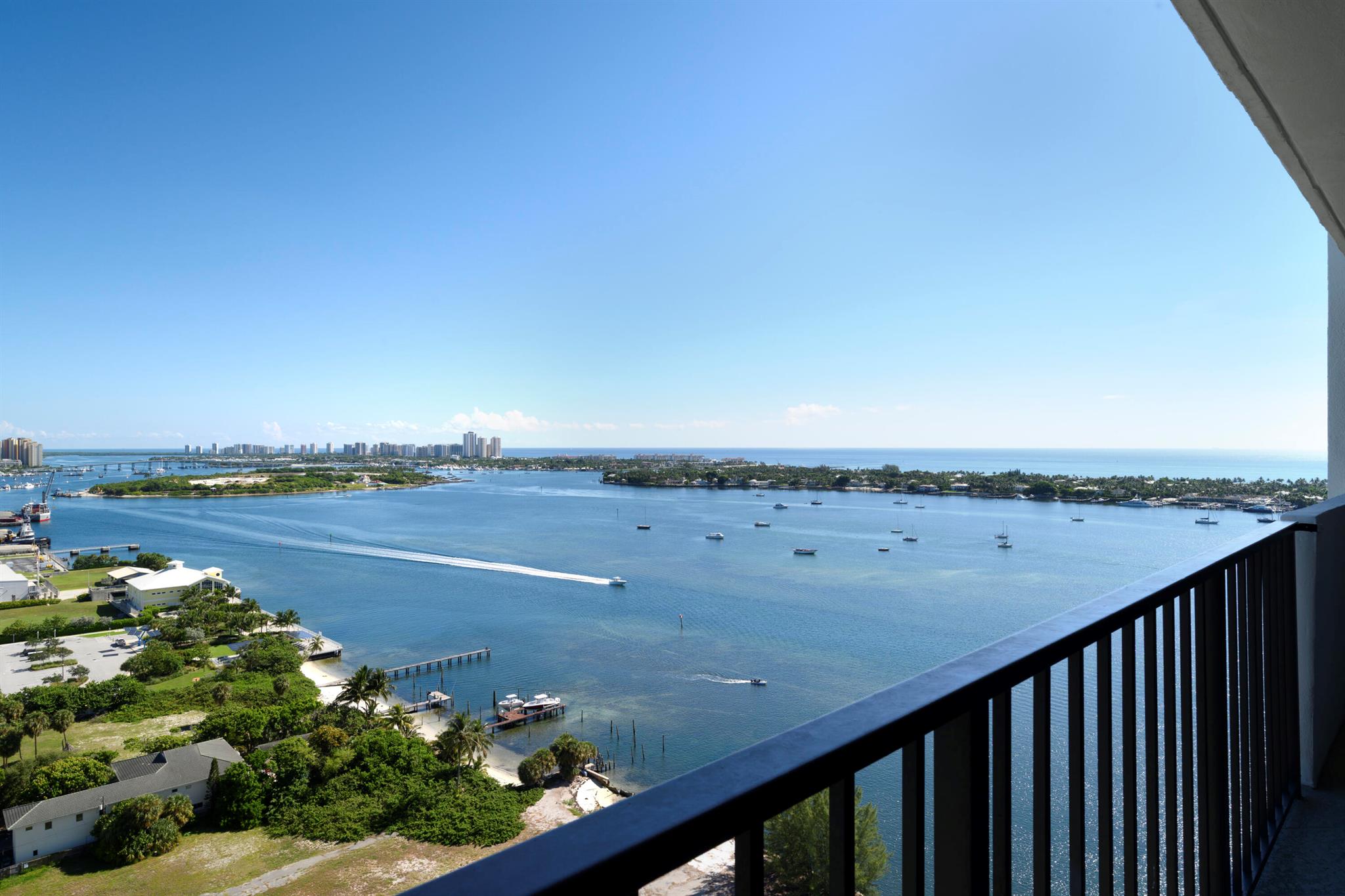 5600 N Flagler Dr #2507