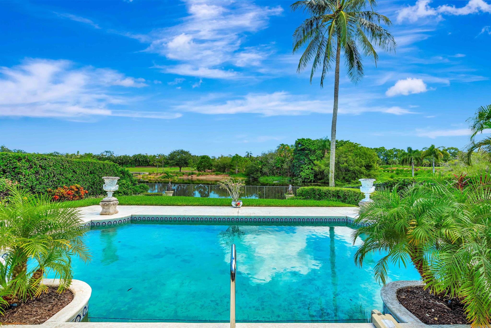 106 Village Clubhouse Cir Jupiter, FL 33458