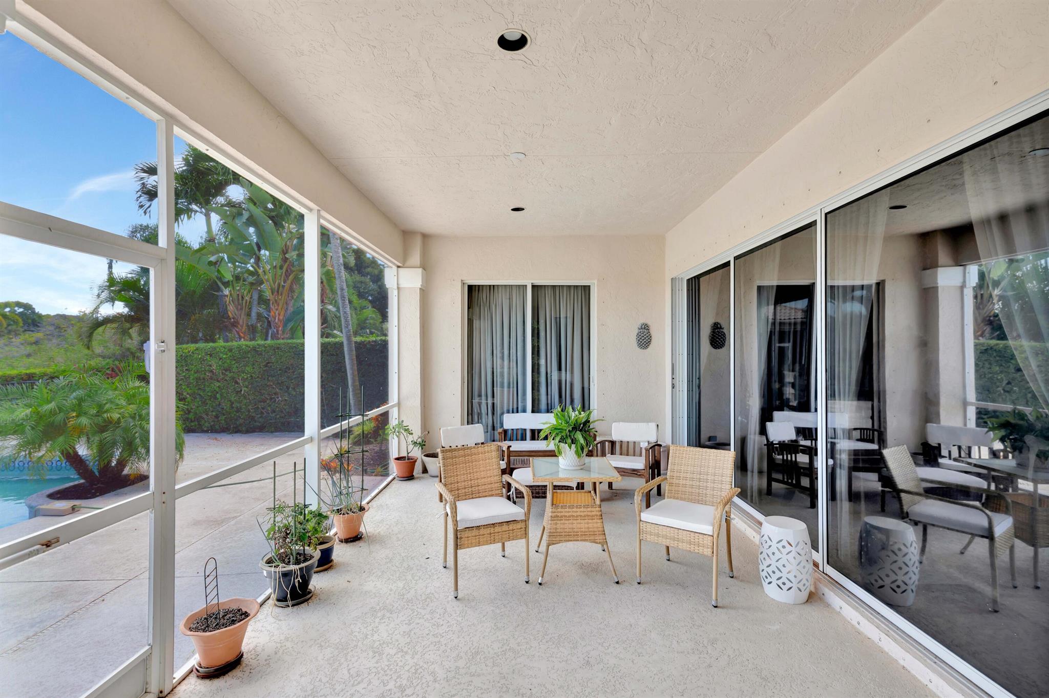 106 Village Clubhouse Cir Jupiter, FL 33458